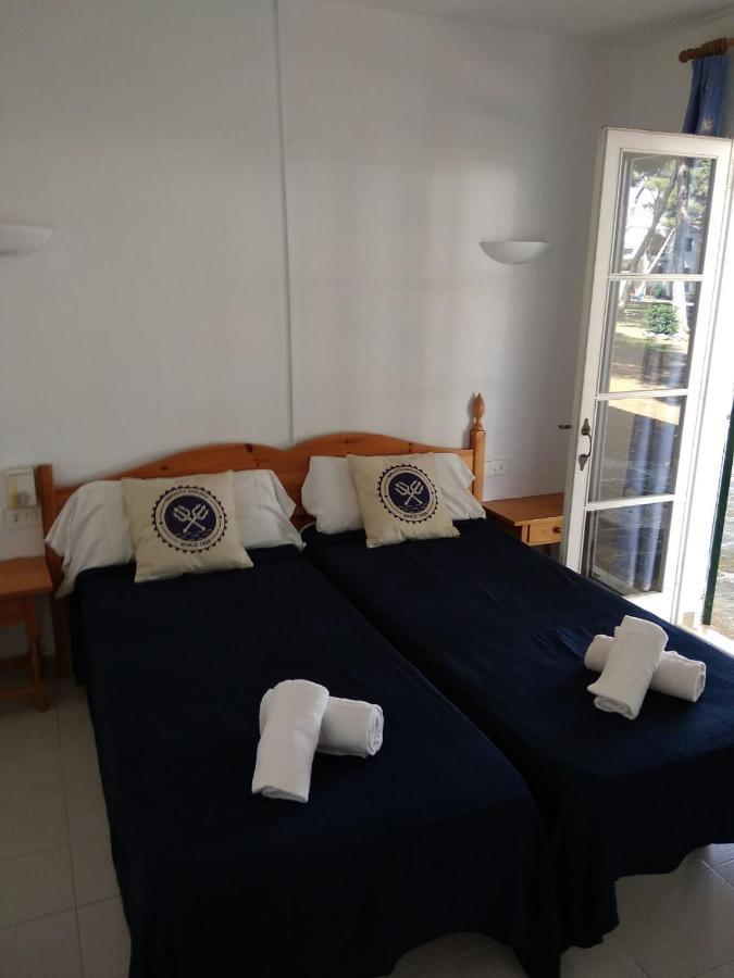 Apartamentos Playa Park Brisas Son Xoriguer Cala en Bosc Eksteriør bilde